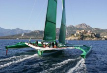 Grand Prix de Corse : Grand chelem pour Groupama Groupama en vue de la ligne d´arrivée mouillée sous la citadelle de calvi