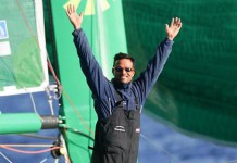 Groupama a chaviré Franck Cammas