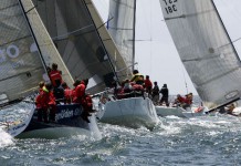 Premier jour du spi … dans la pétole Championnat du Monde Mumm 30