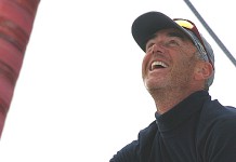 Loïck Peyron à la barre du Gitana Team Loïck Peyron portrait