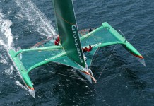 Groupama 2 à l´eau Groumama 2 en action : Le redoutable plan VPLP reprend le chemin de l´entraînement.