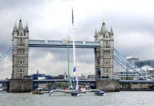 Les multi ont quitté Londres Départ Londres Alpes Maritimes