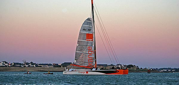 Orange II quitte Lorient