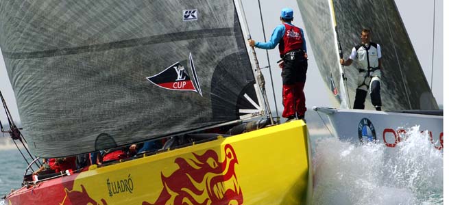 Act 10 à Valence : China Team et BMW Oracle Racing