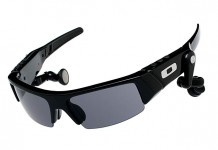 O ROKR par Oakley et Motorola. Oakley