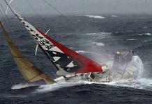 La régate atlantique bat son plein Scutum dans la tourmente