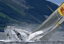 Cheminées Poujoulat se prépare pour la dernière étape Bernard Stam Poujoulat Départ velux 5 oceans 2006