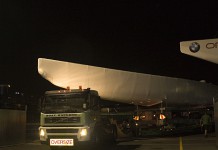 La “flotte” BMW Oracle s´agrandit USA98 arrive à Auckland janvier 2007