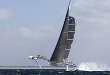 Deux records pour l’Hydroptère Hydroptère records avril 2007