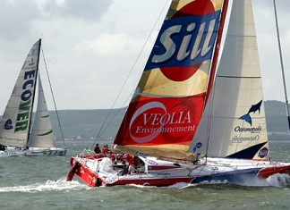 Une rentrée en fanfare pour la classe IMOCA Calais Round Britain Race 2005