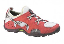 “Wave Extreme” : féminité et technicité. SEBAGO