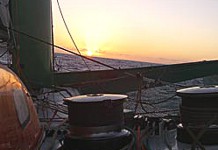 Groupama 3 en route directe sur le Cap Lizard A bord de Groupama 3