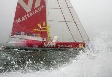 Jean Le Cam en tête de la flotte VM Matériaux