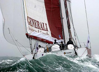 Les arrivées se succèdent … Generali au départ de la Calais Round Britain race