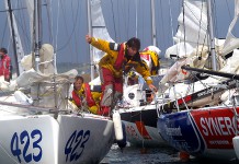 Branle-bas de combat à Douarnenez… Depart Mini Fastnet