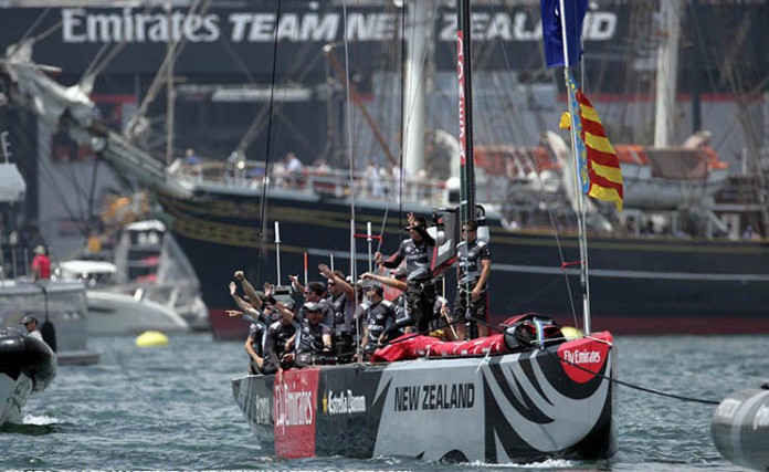 Final America s Cup team New Zealand  Alinghi