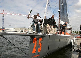 Le monocoque Safran de Marc Guillemot baptisé au Havre Bapteme de Safran