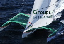 Coup de mou pour Groupama 3 Groupama 3 - Franck Cammas