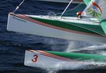 Hémorragie de milles stoppée par les hommes de Cammas Groupama 3 - Franck Cammas