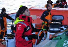 Groupama 3 freiné à 140 milles de l’équateur Franck Cammas à la barre de Groupama 3