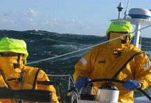 Petit temps après le gros pour Gitana 13 Gitana13routedelor