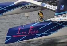 HISTORIQUE : 907 milles en 24h pour Banque Populaire V Banque Populaire V étrave