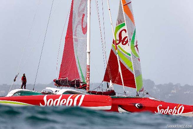 Arrivée de Thomas Coville à Brest Arrivée de Thomas Coville à Brest
