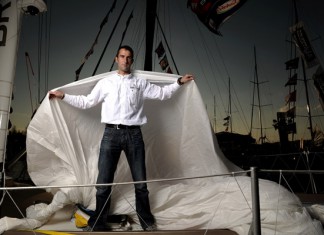 Armel Le Cléac’h Champion du Monde Imoca Armel Le Cléac h - Brit Air