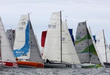 79 solitaires au départ de Douarnenez départ du Mini Pavois 2009