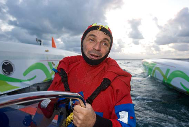Yves Le Blévec après le chavirage Yves Le Blévec après le chavirage