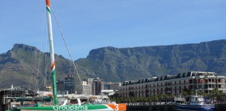 Groupama 3 a retardé son départ de Cape Town Groupama 3 au Cap
