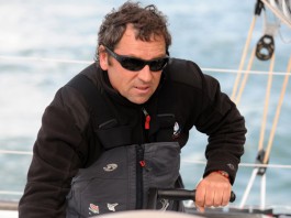 Prince de Bretagne en remorquage vers Rio Lionel Lemonchois