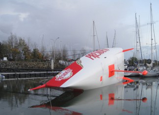 Les skippers se concentrent désormais sur Barcelone Mise à l`eau de Président Contrôle