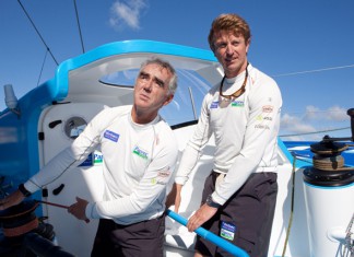 Les leaders perdent 300 milles en deux jours Jean-Piere Dick et Loïck Peyron