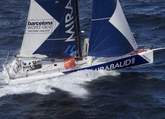 Mirabaud démâte au nord des Malouines Mirabaud Barcelona World race