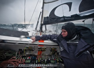Hugo Boss et GAES attendus au cap Horn cette nuit Hugo Boss Pacifique Sud
