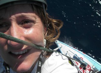 Pas de repos pour les skippers Ascension du mât GAES