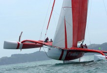 L´ex-Géant essuie une énorme tempête en mer de Tasman Team Vodafone Sailing