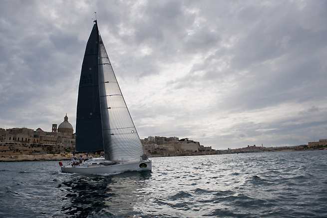 Artie vainqueur Middle sea race 2011 Artie vainqueur Middle sea race 2011