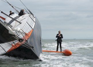 Alex Thomson : nouvelles facéties pour les caméras Alex Thomson sur la quille de Hugo Boss
