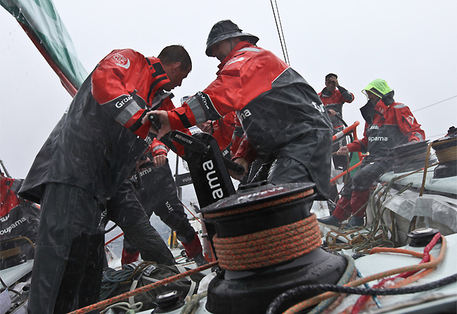 A bord de Groupama au large de Taïwan A bord de Groupama au large de Taïwan