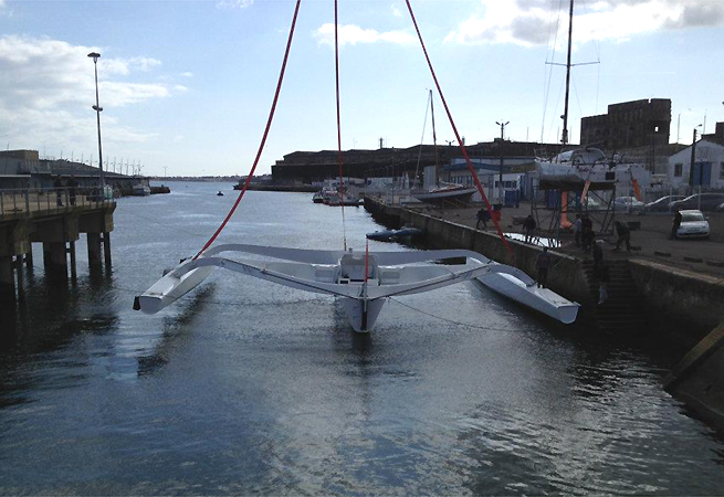 Mise à l`eau Oman Sail Mise à l`eau Oman Sail
