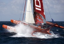 Francis Joyon de retour aux affaires IDEC