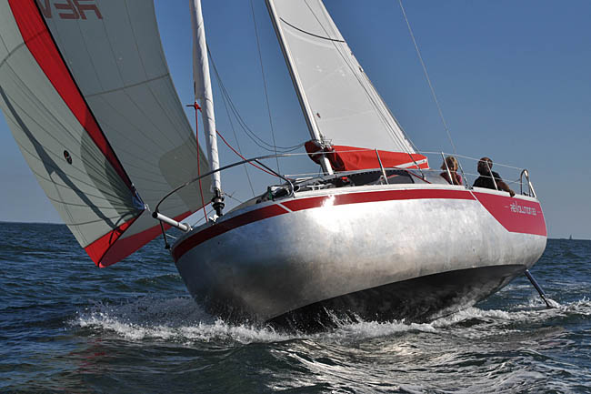 revolution 22 sailboat