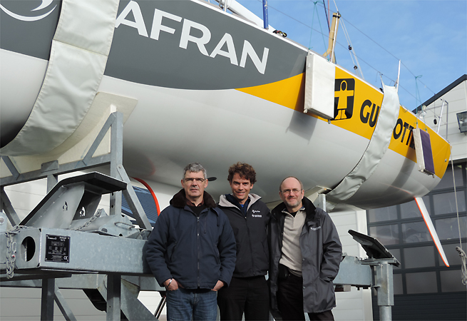 Mise à l`eau Safran - Guy Cotten Gahinet Mise à l`eau Safran - Guy Cotten Gahinet