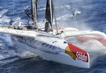 Thomas Coville va s´abriter à Vigo Coville sur Sodebo