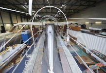 Le trimaran Sodebo Ultim´ sera mis à l´eau début mai Chantier Sodebo Ultim