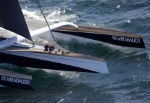 Safran cassé sur Spindrift lors d´une collision avec un container Spindrift Racing
