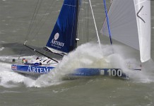 Nouveau record en IMOCA Brian Thompson Artemis tour des îles Britanniques