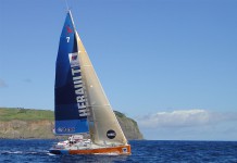 La flotte file au près débridé vers le golfe de Gascogne Départ Horta Skipper Hérault